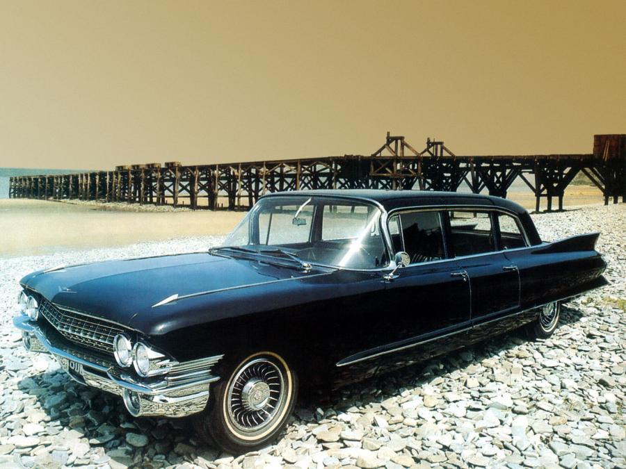  Cadillac Series 75 Fleetwood Imperial Sedan 1961 года  (фото 1 из 1)